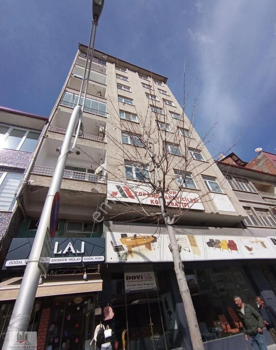 Çorum Merkez Çepni Satılık Daire GAZİ CADDESİNDE 4.KAT 3+1 DAİRE SATILIK