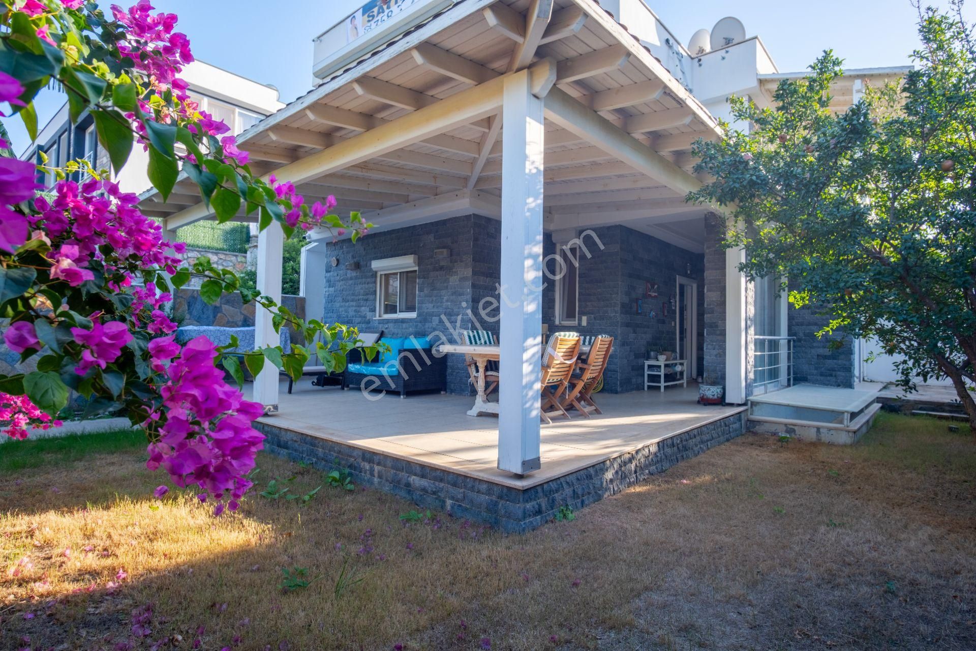 Bodrum Çırkan Satılık Villa Bodrum-konacık 4+1 Satılık Müstakil Tripleks Villa (takasa Açık)