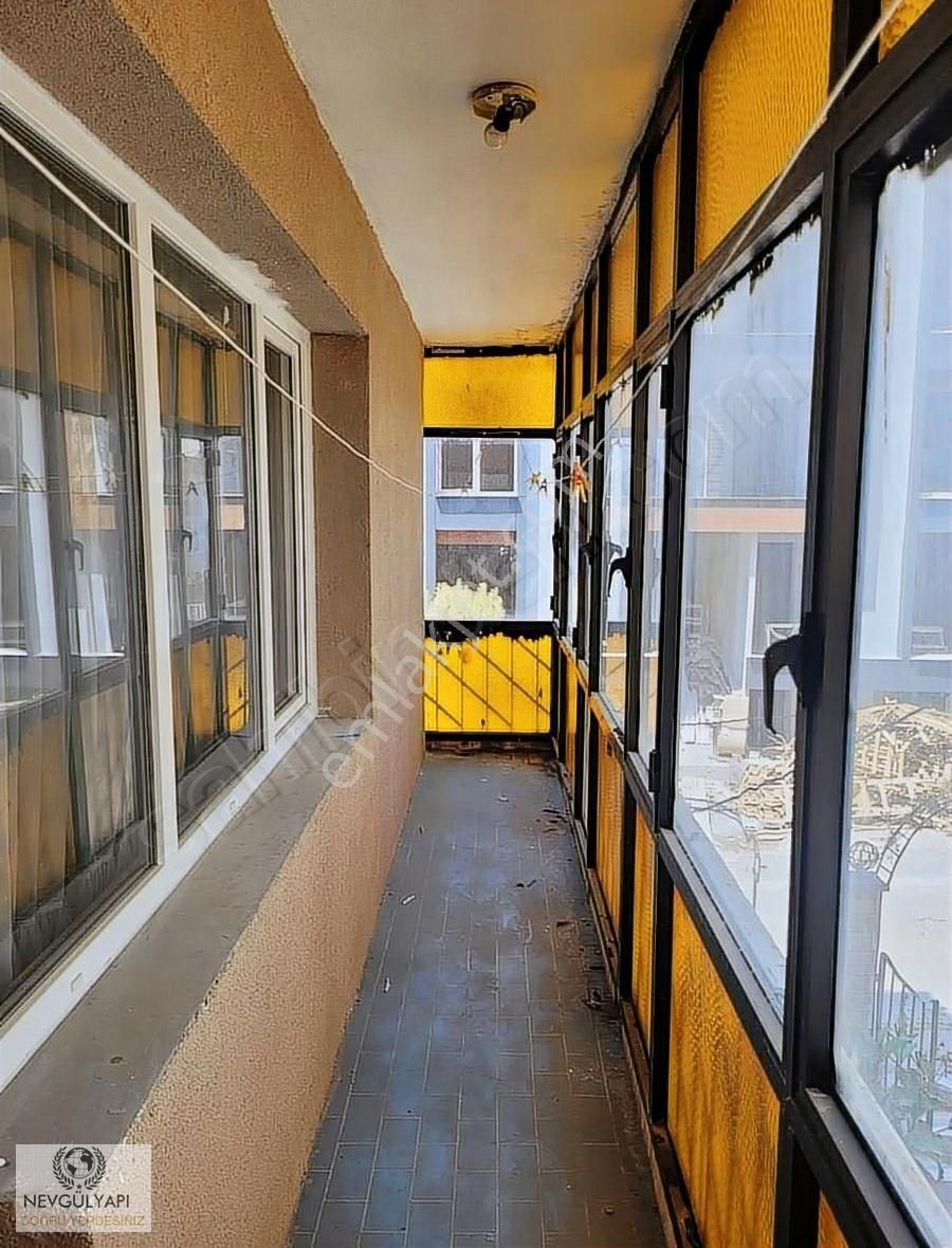 Avcılar Cihangir Satılık Daire AVCILARDA NEVGULYAPIDAN SATILIK DAİRE 3+1