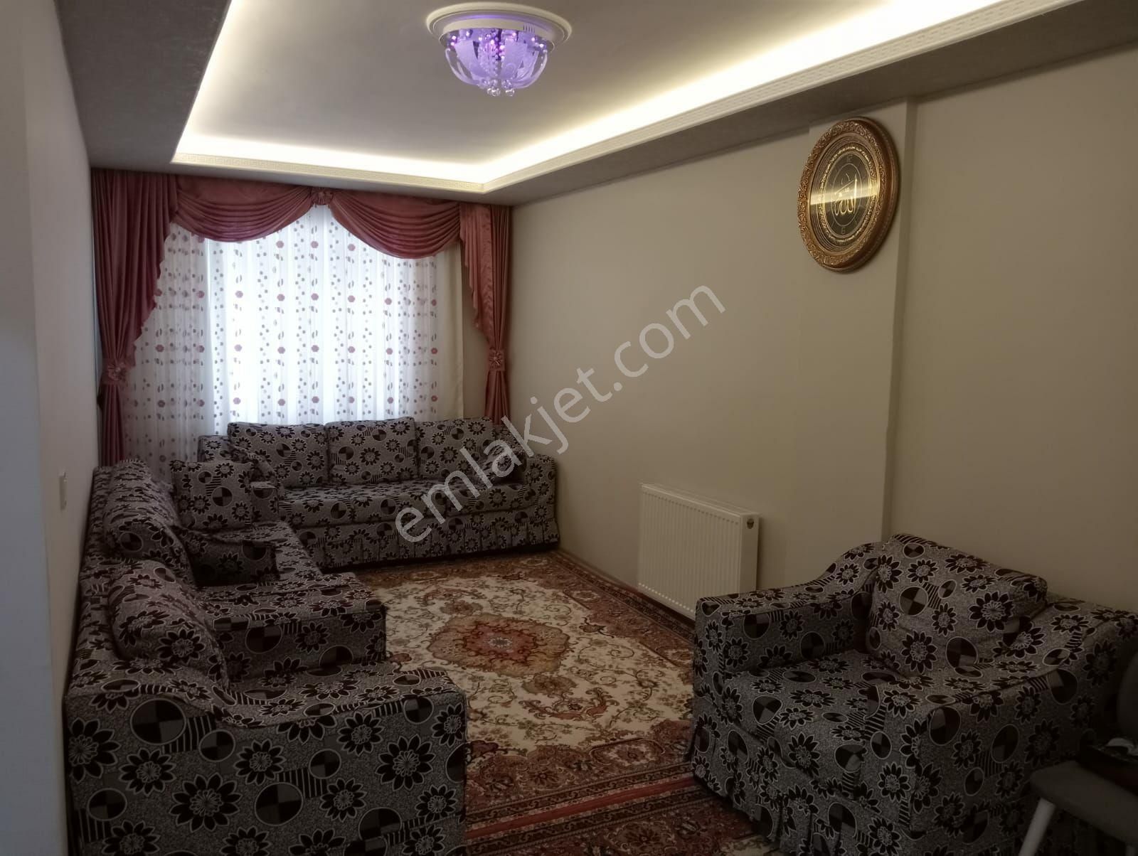 Kırıkkale Merkez Yenimahalle Satılık Daire SAHİBİNDEN YENİ MAHALLE 3+1 TERAS BALKONLU FULL YAPILI