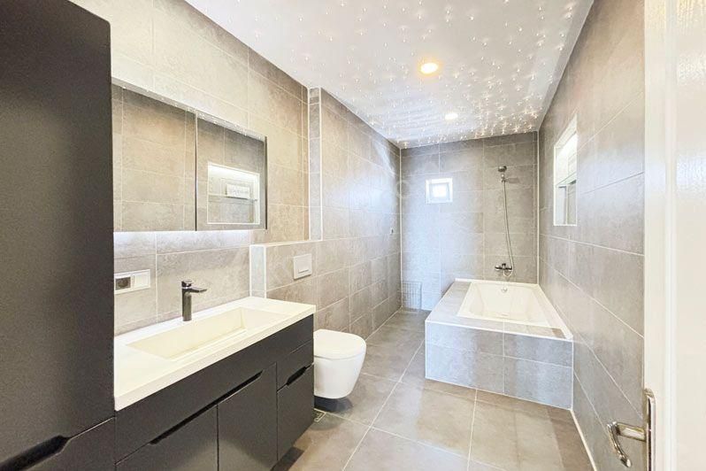 Alanya Mahmutlar Mah.denize Sıfır Full Eşyalı Satılık 3+2 Dubleks Daire - Görsel 27