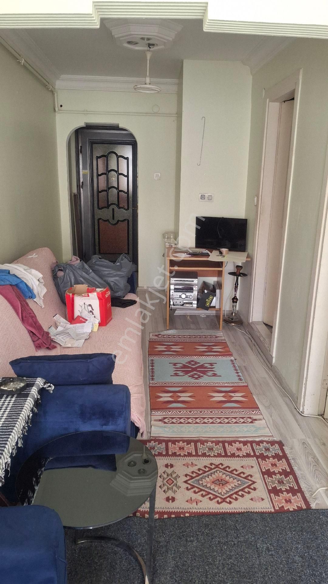 Fatih Karagümrük Kiralık Daire 1+1 EŞYALI DAİRE KOMBİLİ 20.000 TL