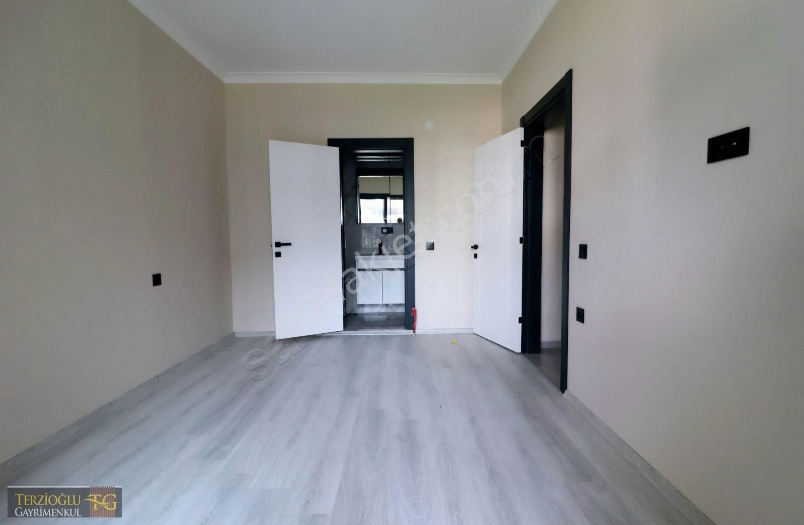 Terzioğlu'ndan Altınoluk Ta Havuzlu Sitede Sıfır Deluxe Daireler - Görsel 35
