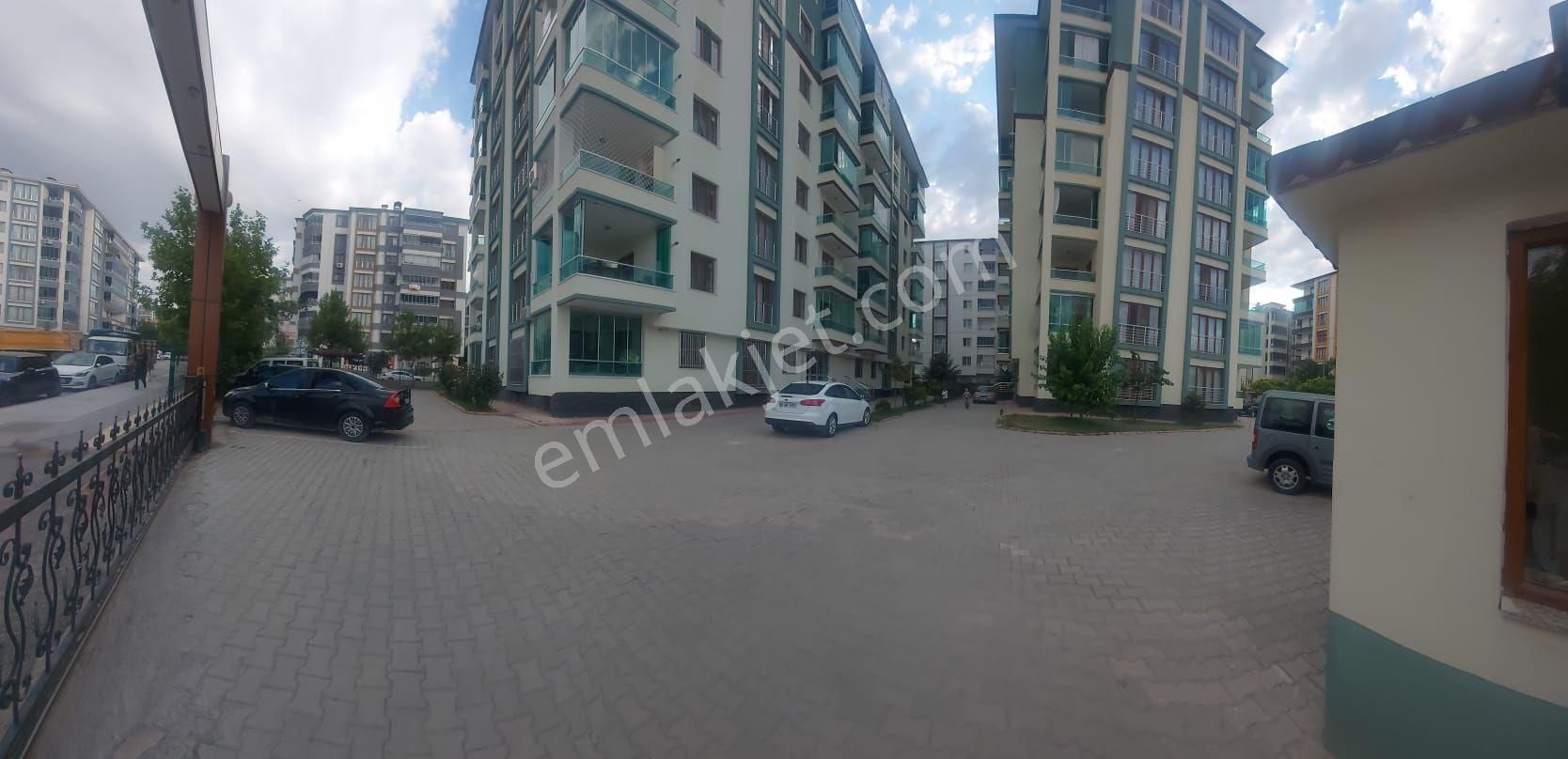 Yeşilyurt İnönü Satılık Daire Sahibinden 155m2 Site İçi Daire