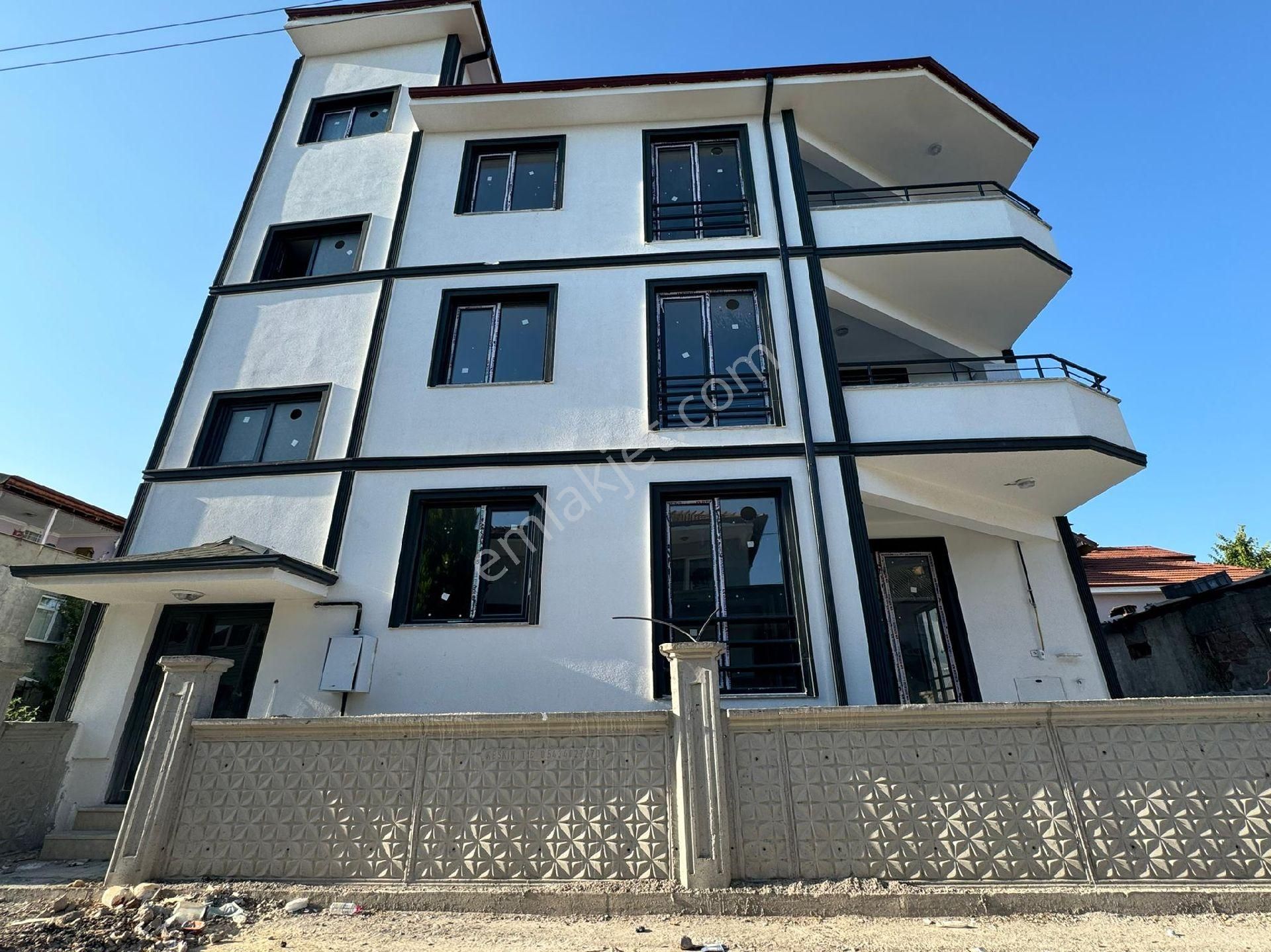 Adapazarı Güneşler Yeni Satılık Daire Sıfır 3+1 Ferah Teraslı Daire