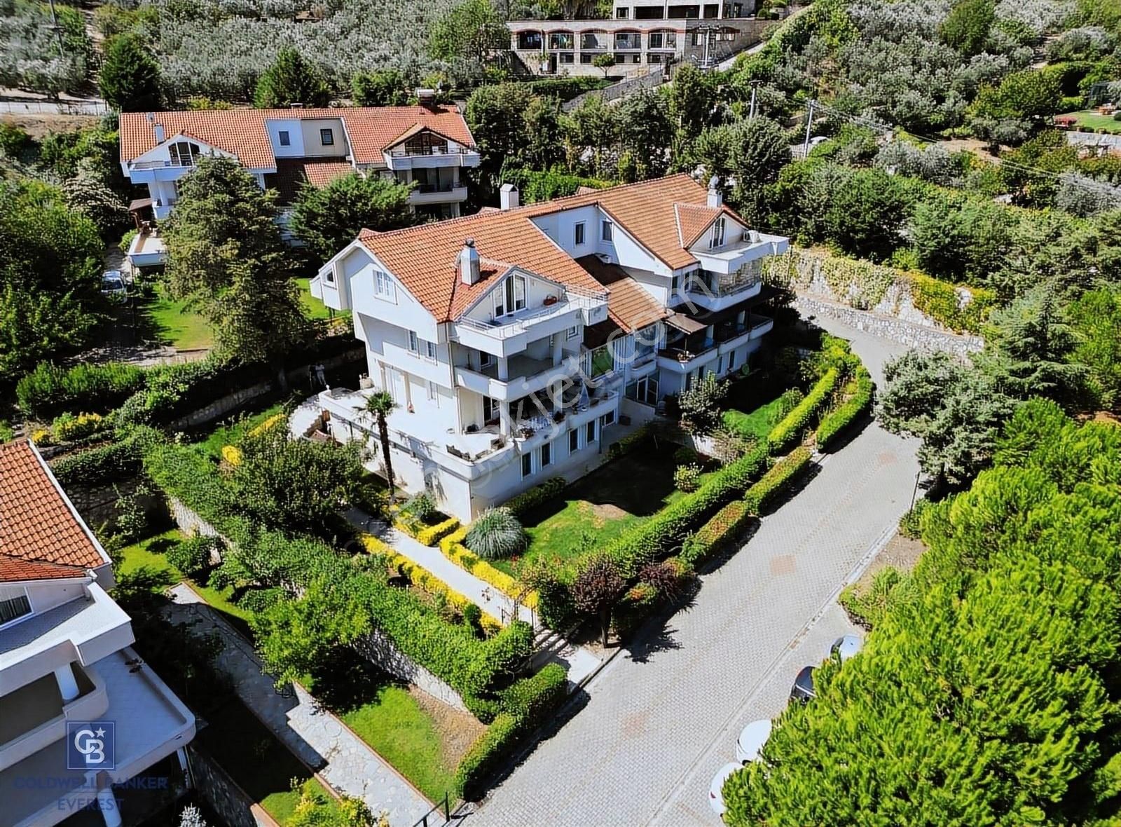 Mudanya Aydınpınar Satılık Villa MUDANYA AYDINPINAR ÖZGÜN ÇEVRE SİTESİNİN EN GÜZEL VİLLASI