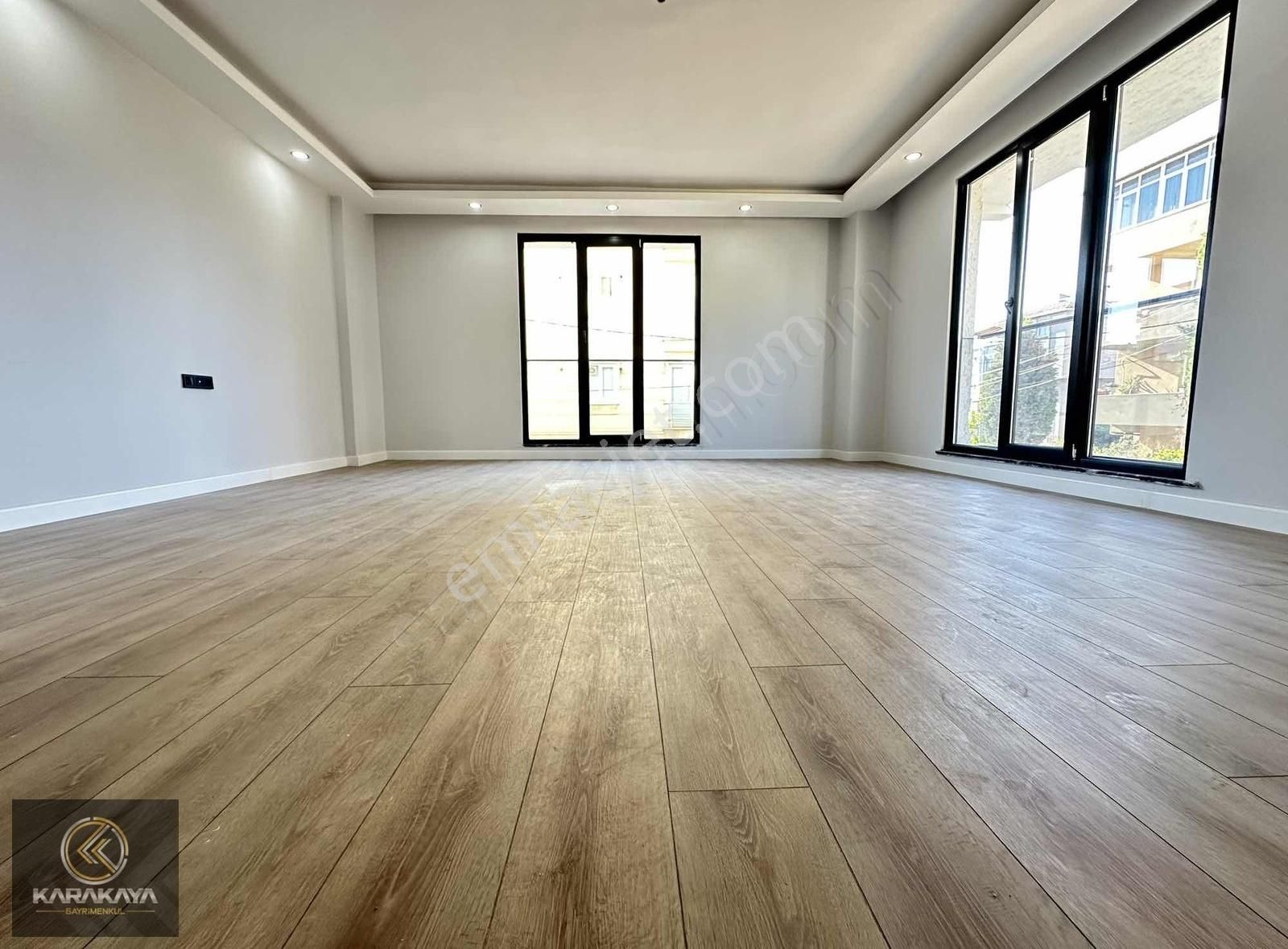 Darıca Emek Satılık Daire EMEK MAH SATILIK 3+1 165m2 ULTRA LÜKS TERS DUBLEX FIRSAT DAİRE