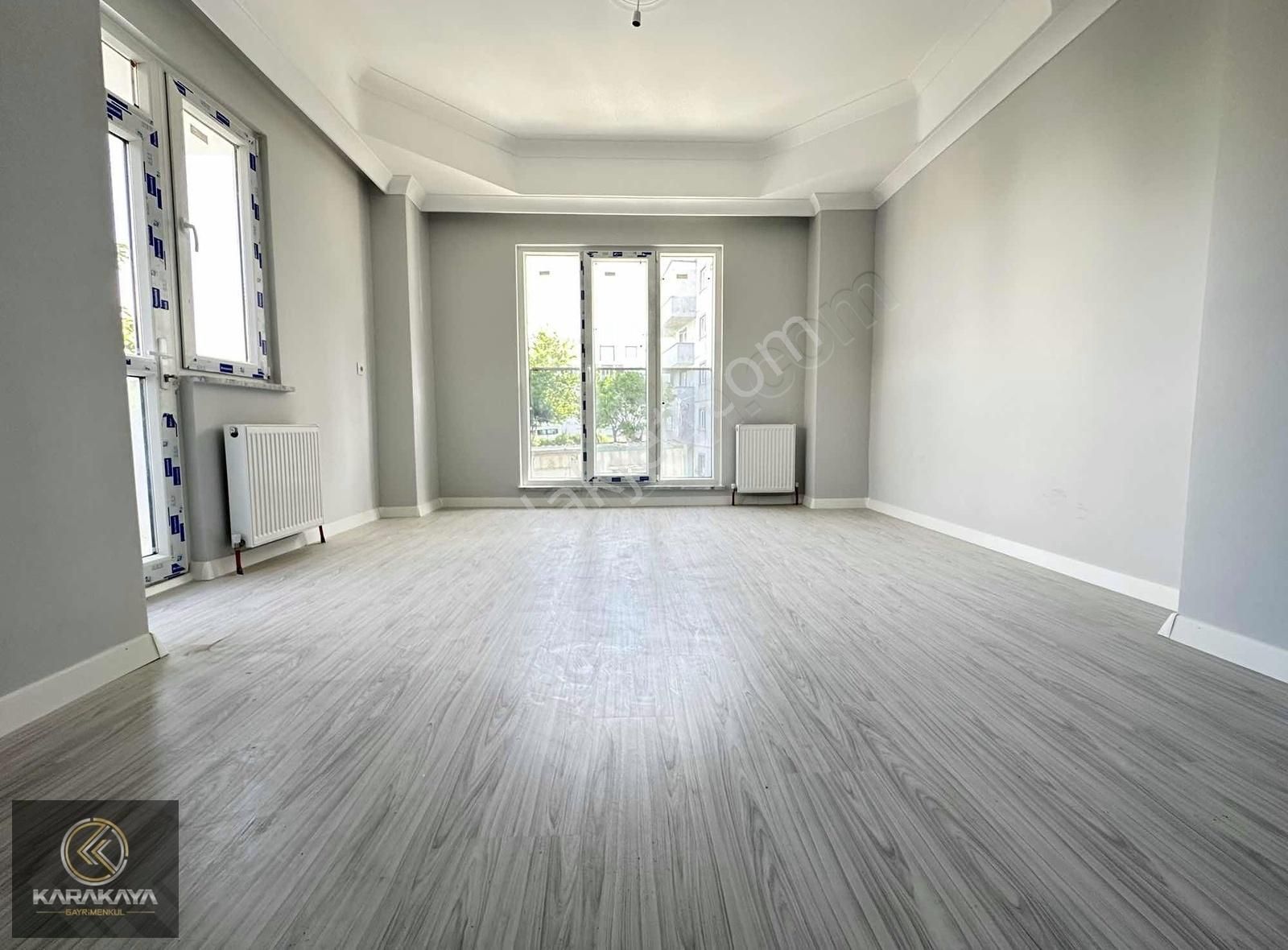 Darıca Nenehatun Satılık Daire ***NENEHATUN MH SATILIK 3+1 100 m2 ARAKAT FIRSAT DAİRE***