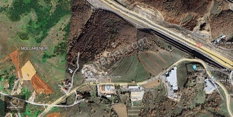 Denizli Köyünde Bungalov İşletmesi İçin Orman Manzaralı Tarla