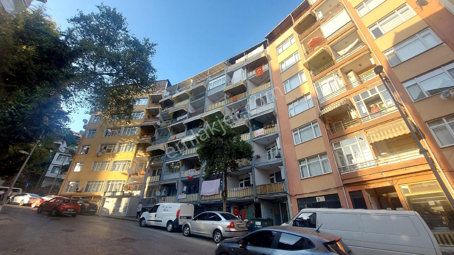 İzmit Akçakoca Satılık Daire İZMİT MERKEZDE SATILIK DAİRE