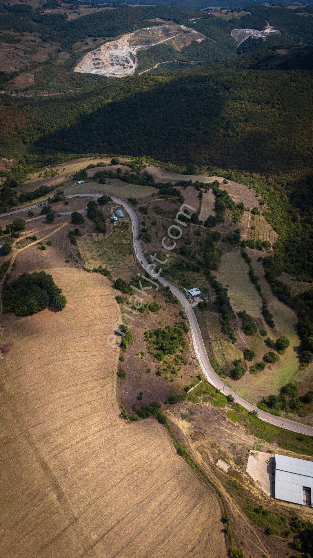 İzmit Gökçeören Satılık Tarla 166 Metre Yola Cepheli Doğa Manzaralı Tarla