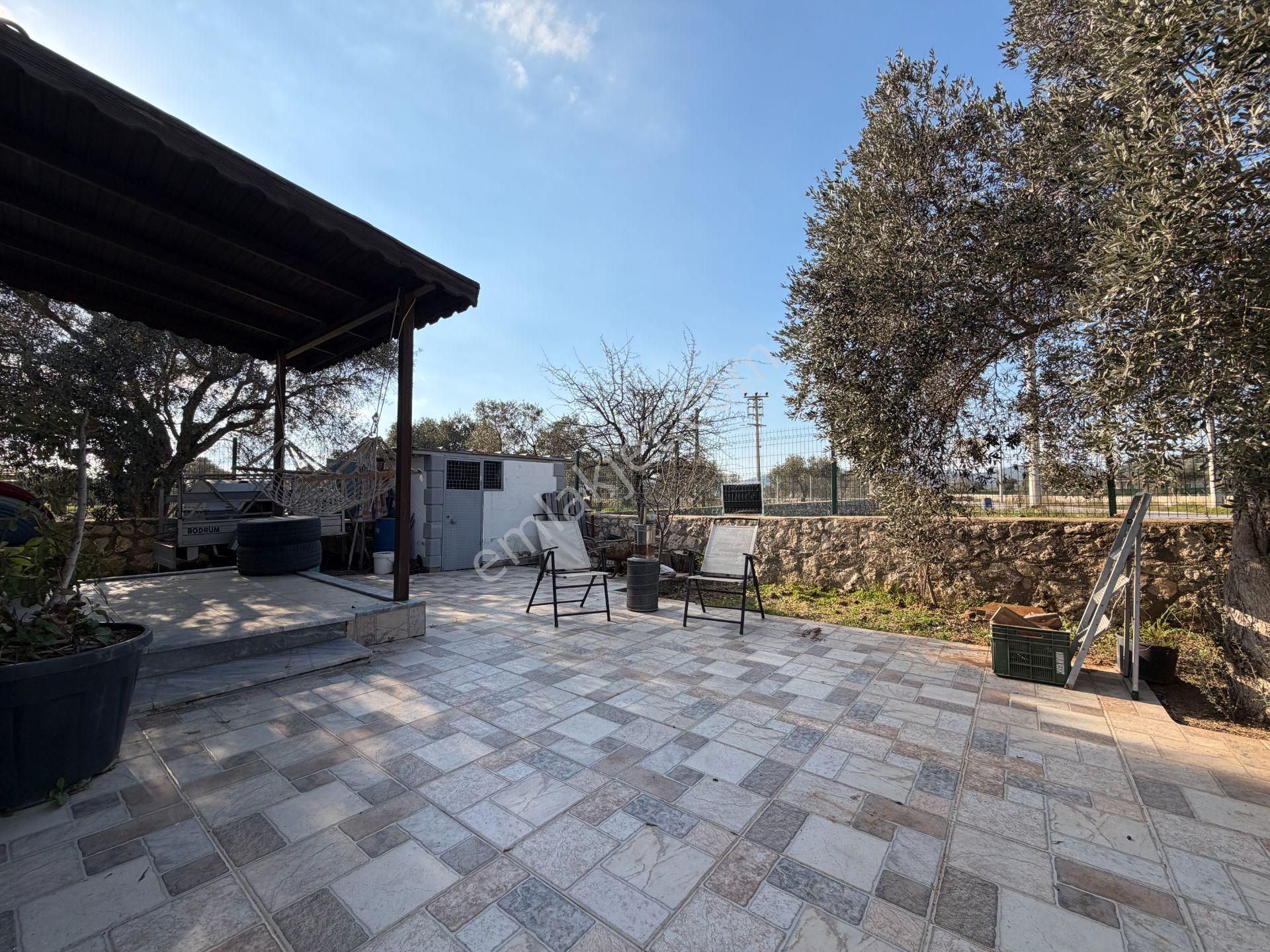 Milas Kısırlarda 400m2 Arsada Satılık Müstakil Bağ Evi - Görsel 2