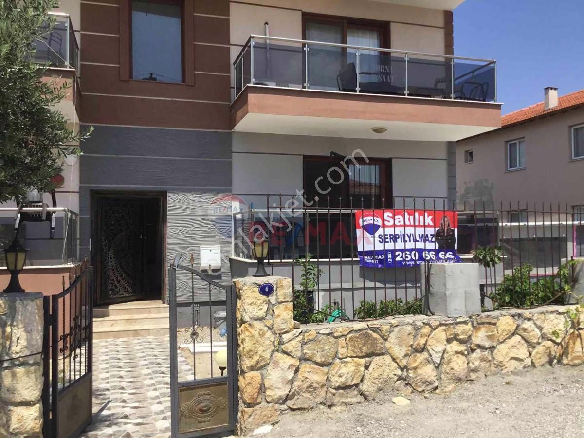 Foça Hacıveli Satılık Daire Remaxtarget’tan Foça Bağarası Satılık Daire