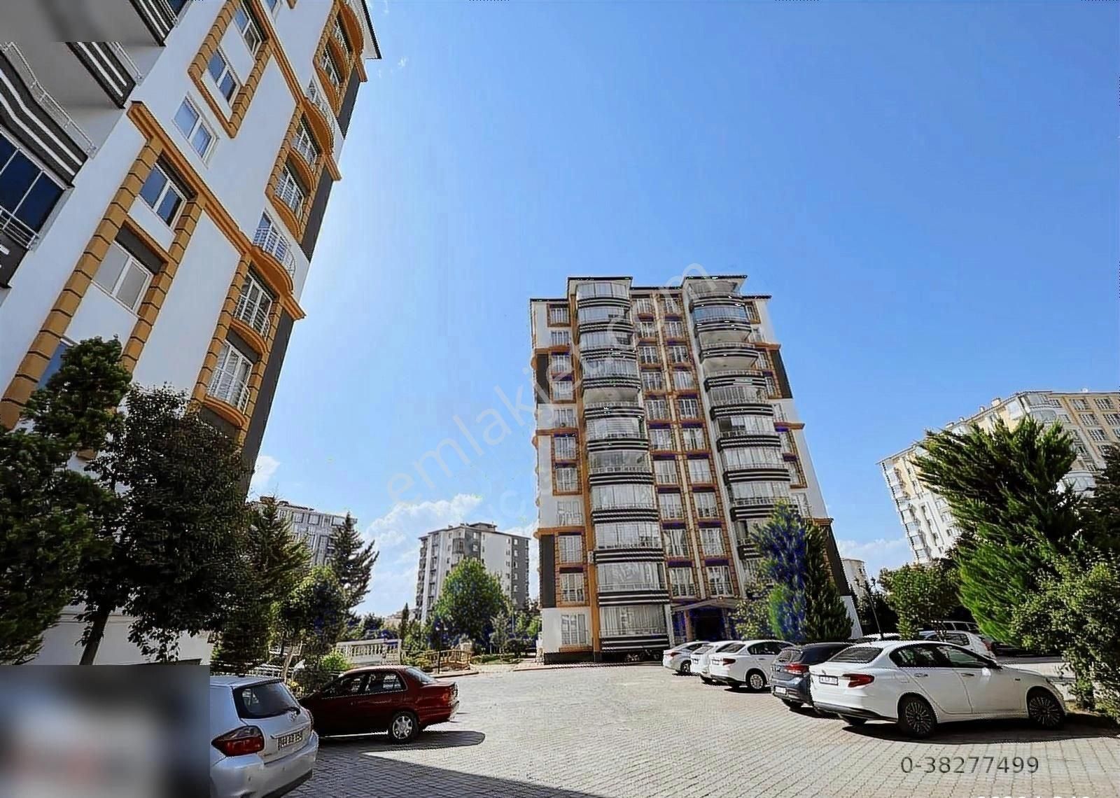 Yeşilyurt Çilesiz Satılık Daire KIVANÇ GAYRİMENKUL'DEN FAHRİ KAYAHANDA SATILIK 4+1 DAİRE