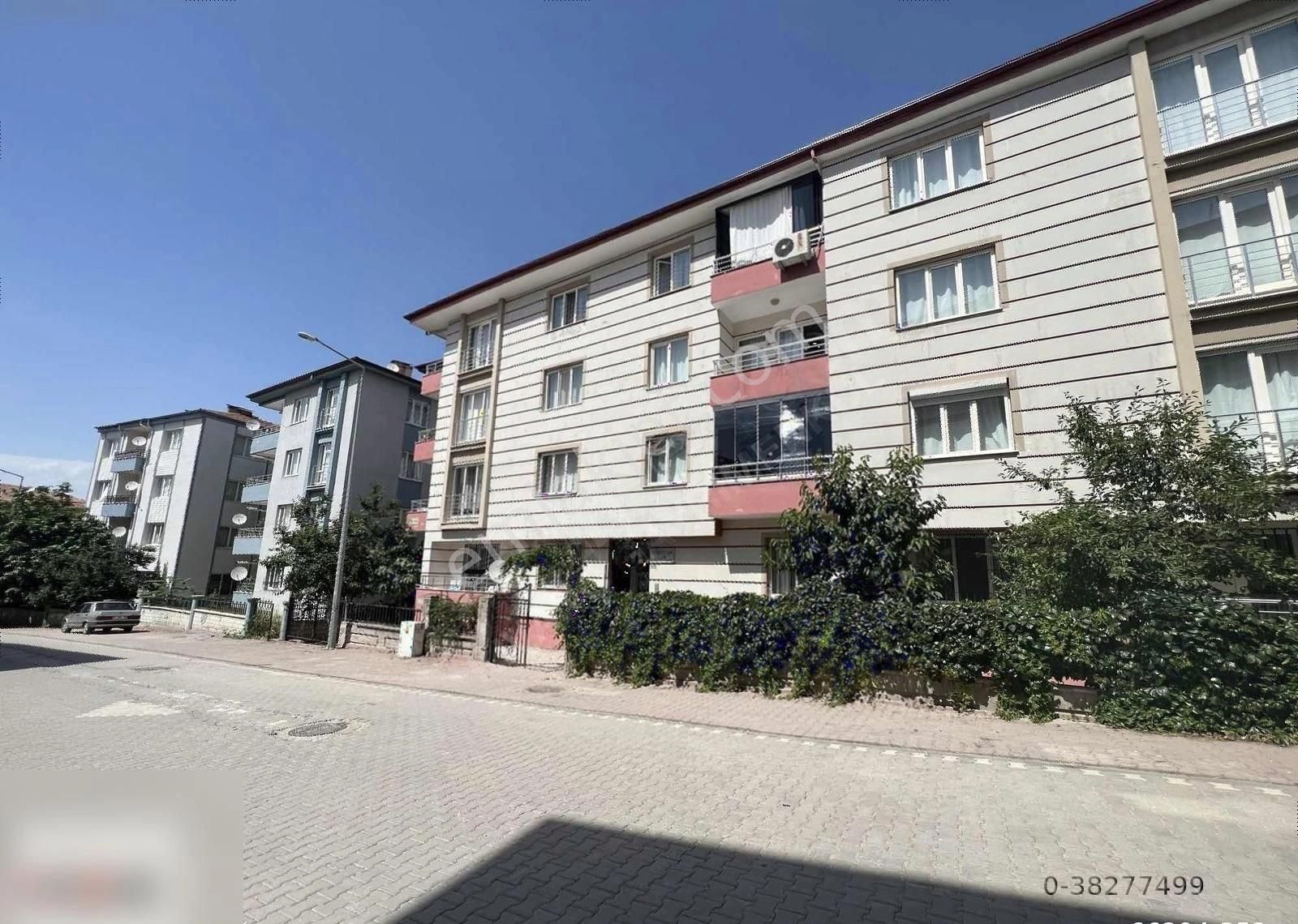 Yeşilyurt Çukurdere Satılık Daire KIVANÇ GAYRİMENKUL'DEN SATILIK 3+1 DAİRE