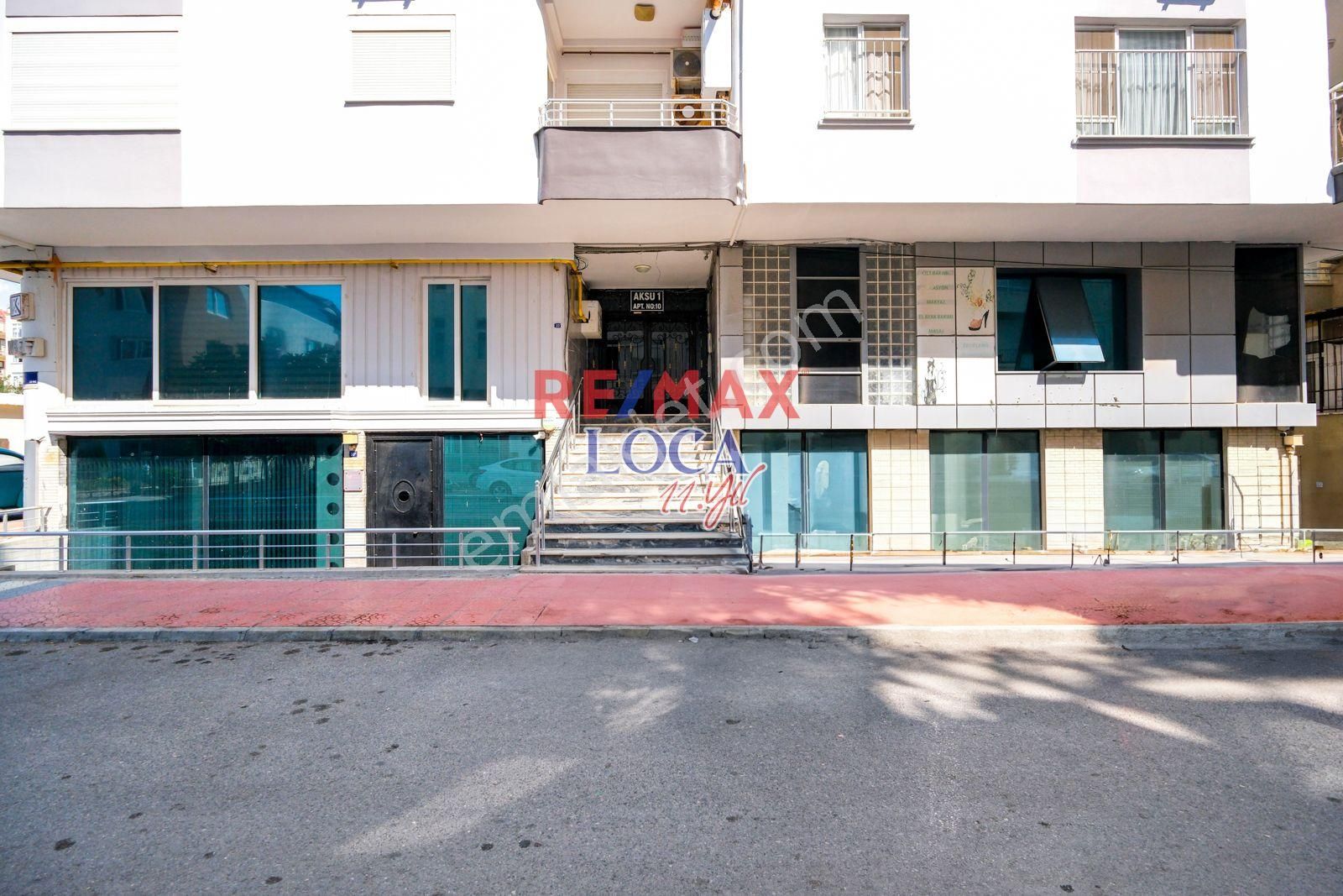 Mersin Yenişehir Satılık Büro Remax Loca'dan Gazi Mah.'de Sahile 250 Mt Satılık 7+1 Ofis