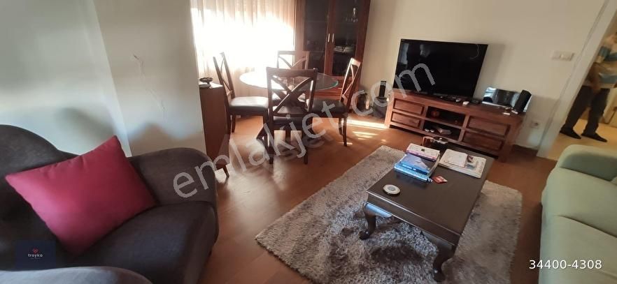 Kadıköy Suadiye Satılık Daire SUADİYEDE  BAĞDAT CADDESİNE YAKIN  BALKONLU SATILIK DAİRE