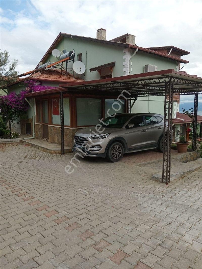 Burhaniye İskele Satılık Villa  BALIKESİR BURHANİYE'DE DENİZ MANZARALI 5+1 SATILIK VİLLA