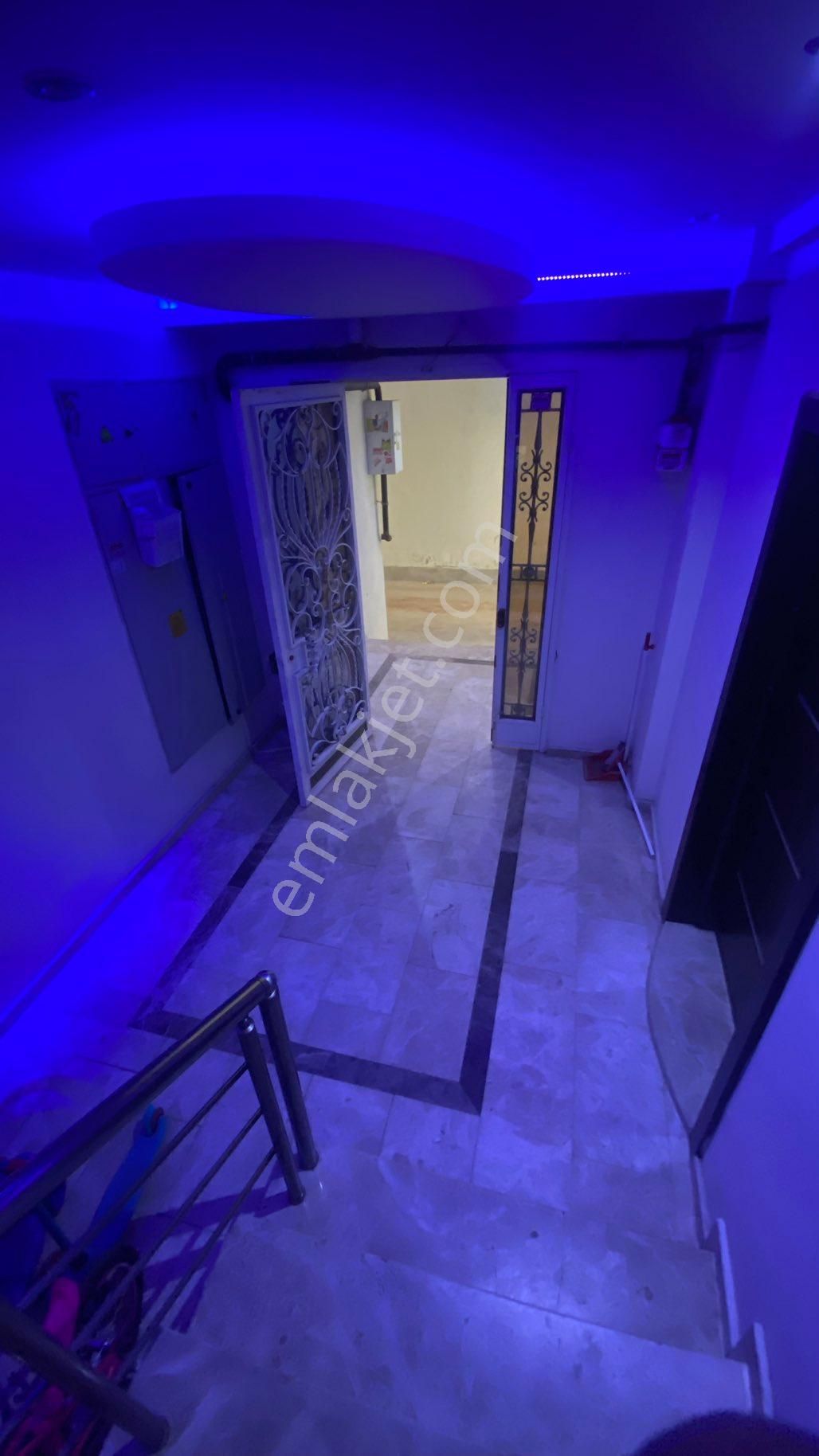 Buca Ufuk Kiralık Daire Ara Kat Doğal Gazlı Otoparklı Daire Fırsatı!!!