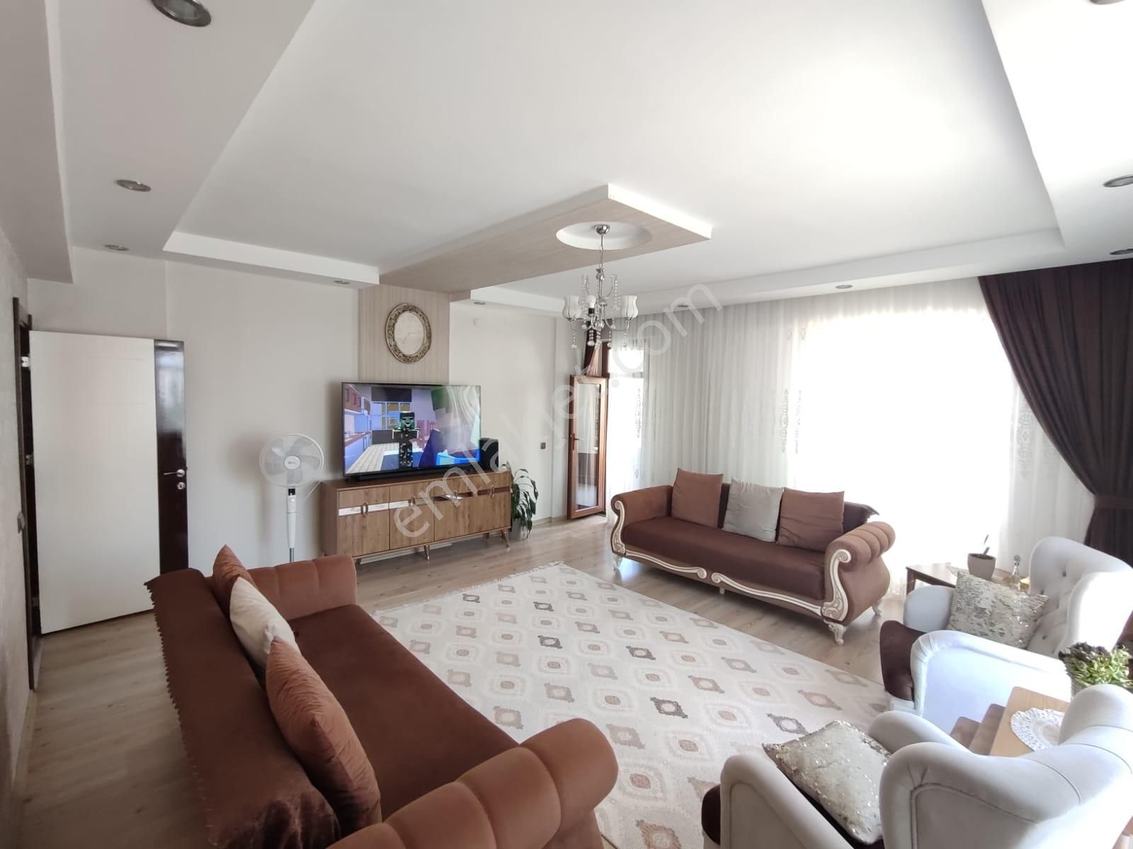 Kayapınar Fırat Satılık Daire  RADİSSON OTEL CİVARI 3+1 SATILIK DAİRE