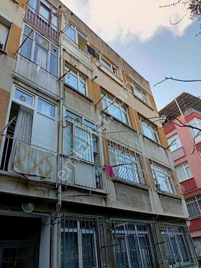 Üsküdar Aziz Mahmut Hüdayi Satılık Daire Remax Anı 'Dan Üsküdar Merkez 'De 2+1 Satılık Daire