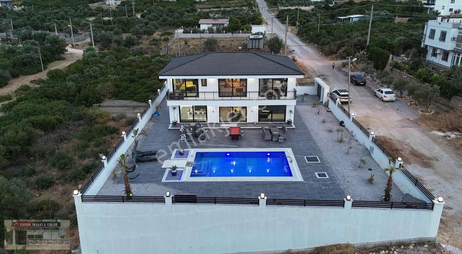 Didim Ak Yeniköy Satılık Villa Didim'de Muhteşem 4+1 Villa - Hayallerinizdeki Yaşam Evi