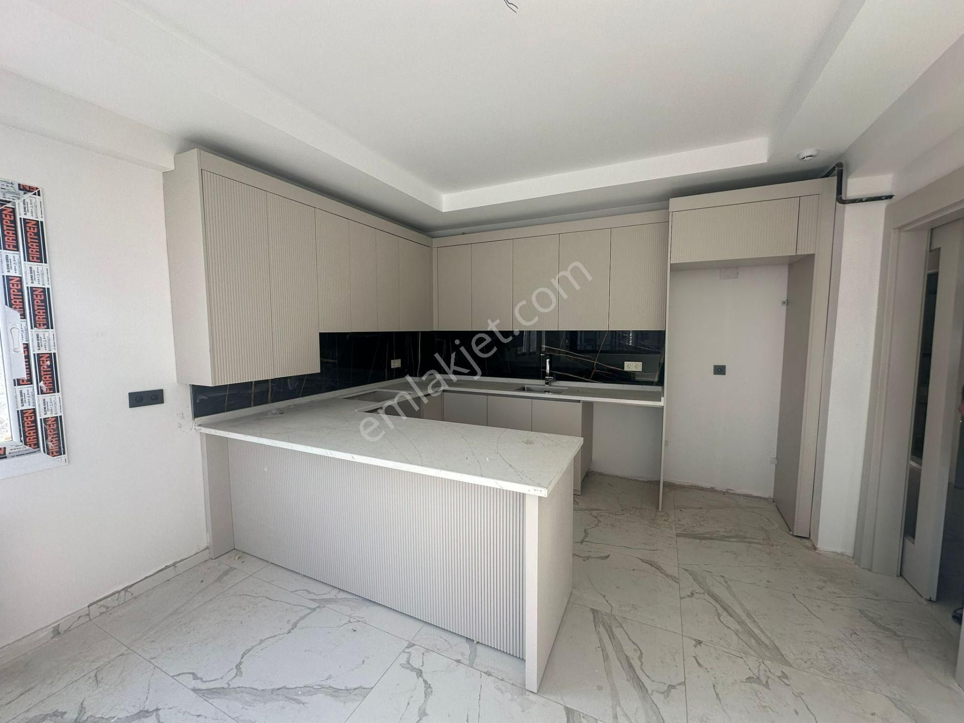 Tarsus Atatürk Satılık Daire  ATATÜRK MAHALLESİ 4+1 SATILIK DAİRE