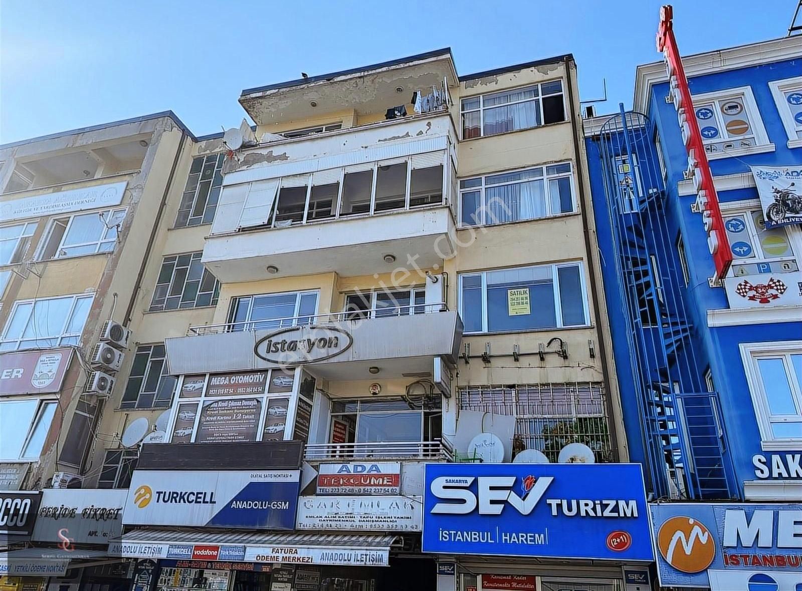 Adapazarı Semerciler Satılık Ofis Mükemmel Konum!! Katlı Pazar İstasyon Karşısı Satılık 175m² Ofis