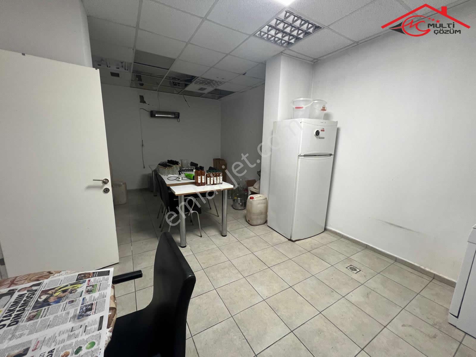 Yenibosna Yıldırım Beyazıt Caddesinde Kiralık Dükkan İşyeri Ofis Depo İş Hanında - Görsel 25