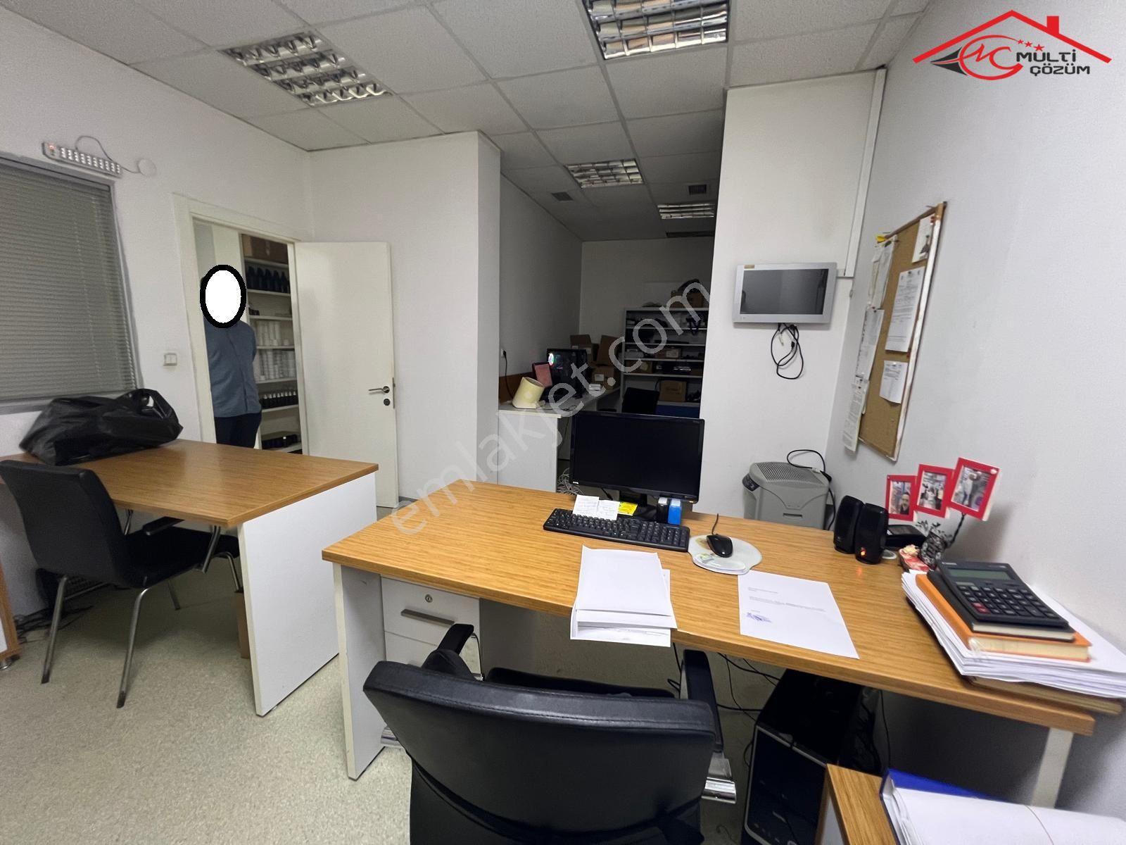 Yenibosna Yıldırım Beyazıt Caddesinde Kiralık Dükkan İşyeri Ofis Depo İş Hanında - Görsel 18