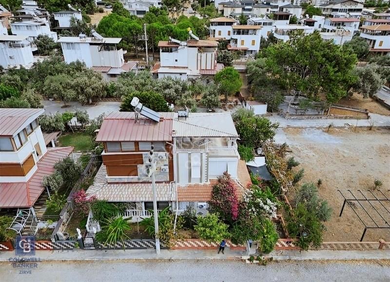 Didim Akbük Satılık Villa Didim Akbük'te Satılık Köşe Parsel Tripleks Villa