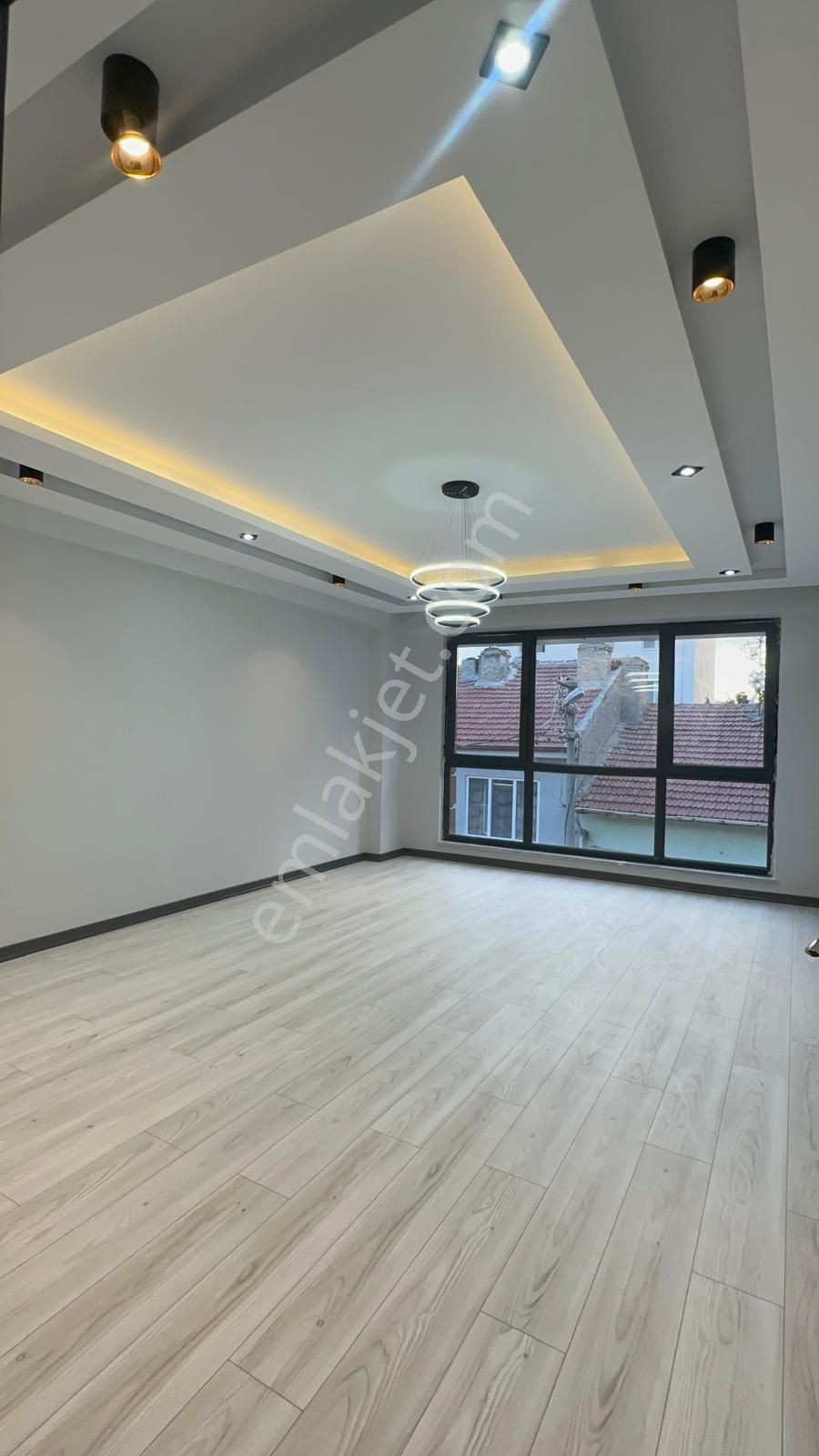 M-251 Çamlıca Mahallesi Satılık Ultra Lüx Sıfır 3+1 Daire