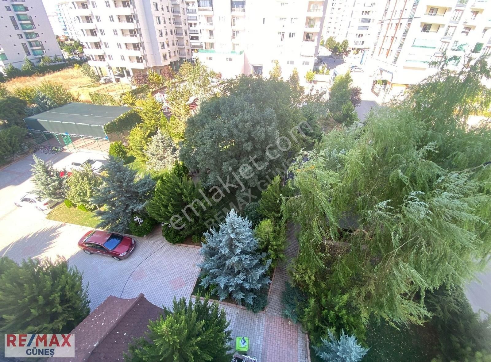 Yeşilyurt Tecde Satılık Daire Tecde'de 4. Kat 4+1 Remax Güneş'ten Daire