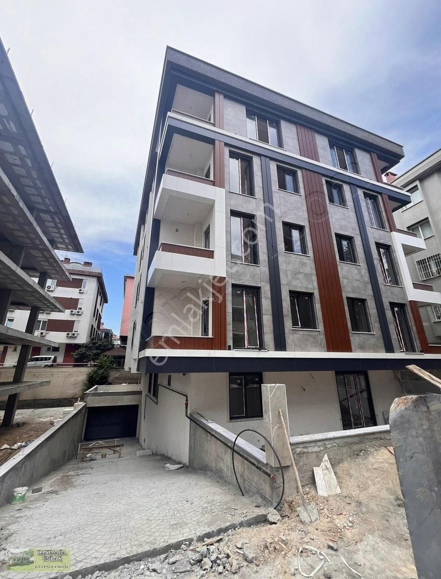 Bahçelievler Bahçelievler Satılık Daire HANIMAĞA EMLAKTAN 2+1 75M2 METRO METROBÜSE YAKIN