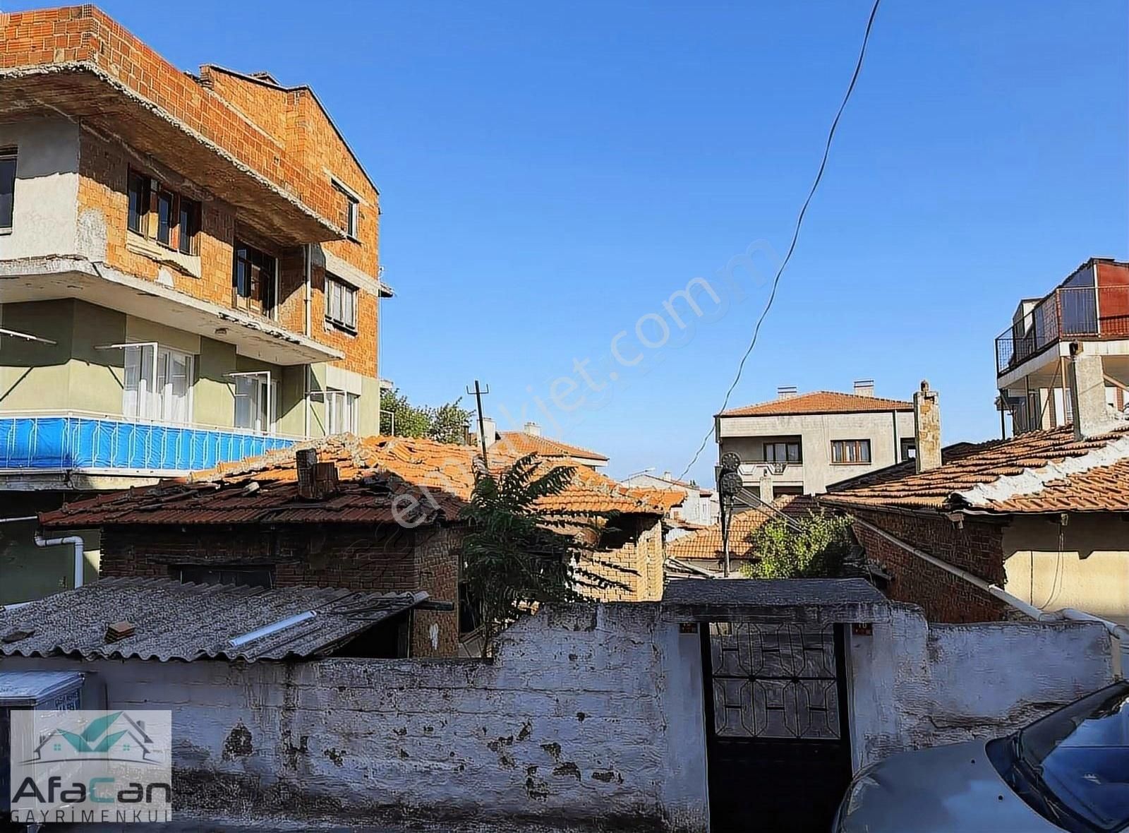 Karesi Toygar Satılık Müstakil Ev TOYGAR MAHALLESİNDE 3 KAT İMAR İZİNLİ KULLANILABİLİR MÜSTAKİL EV