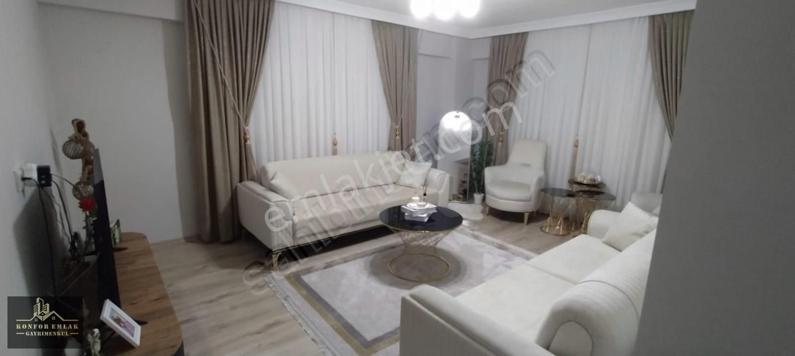 Akyazı Yeni Satılık Daire KONFOR EMLAKTAN YENİ MAHALLEDE 3+1 LÜKS DAİRE