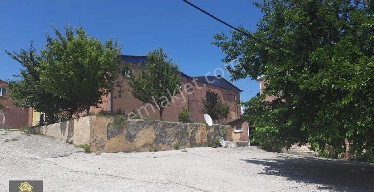 Kütahya Domaniç Hasantepe De 5780 M2 Arsa Ve Çiftlik Evi - Görsel 20