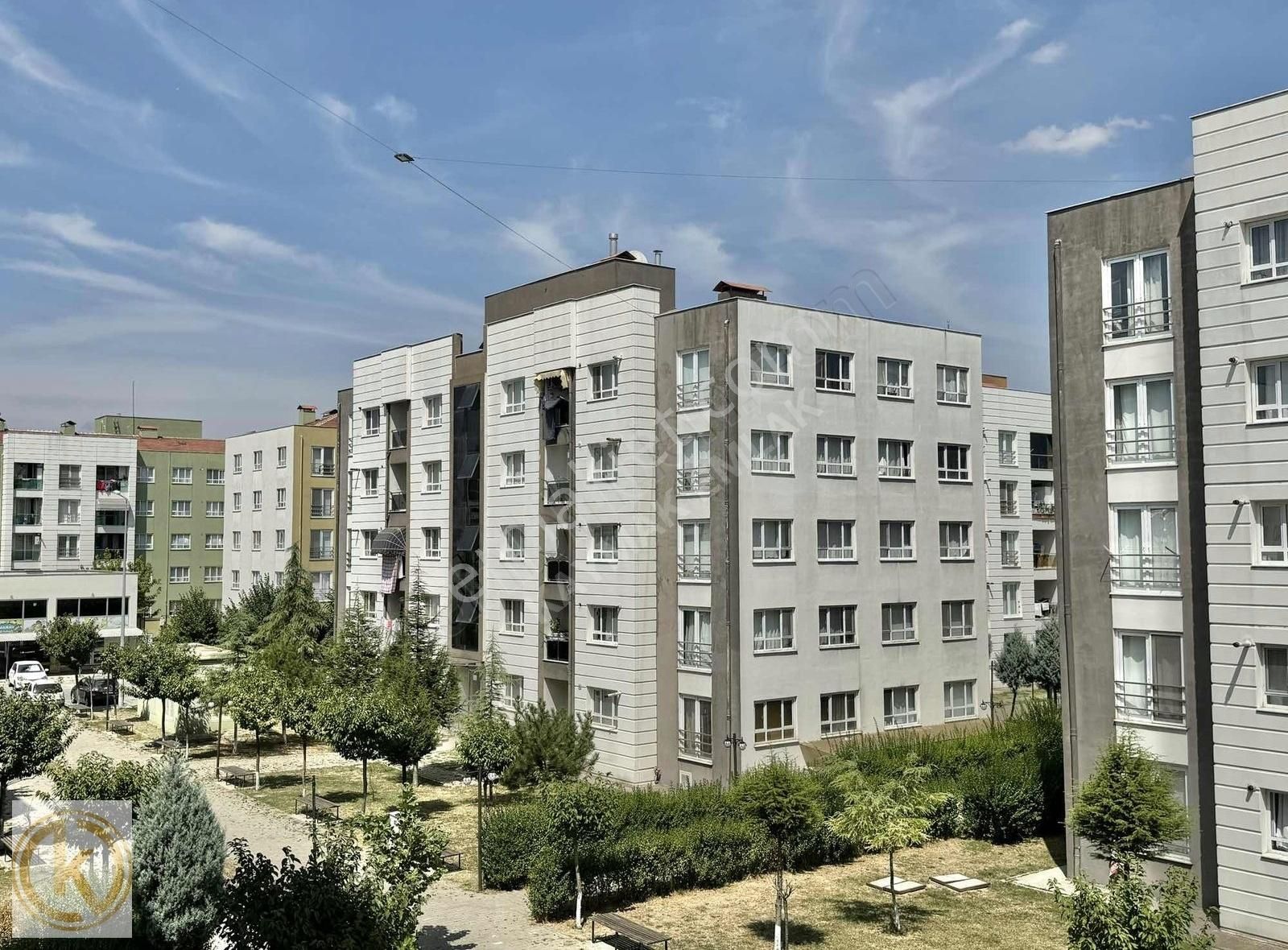 Erenler Küpçüler Satılık Daire KAYMAK EMLAKTAN ERENLER'DE 3+1 120 M2 ARA KAT SATILIK DAİRE