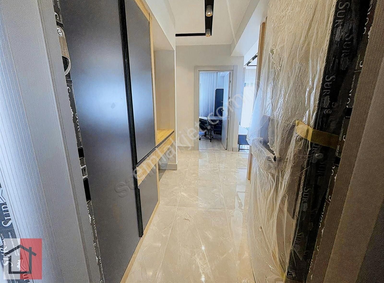 Kuşadasında Havuzlu Sitede Satılık Sıfır Daire - Görsel 18