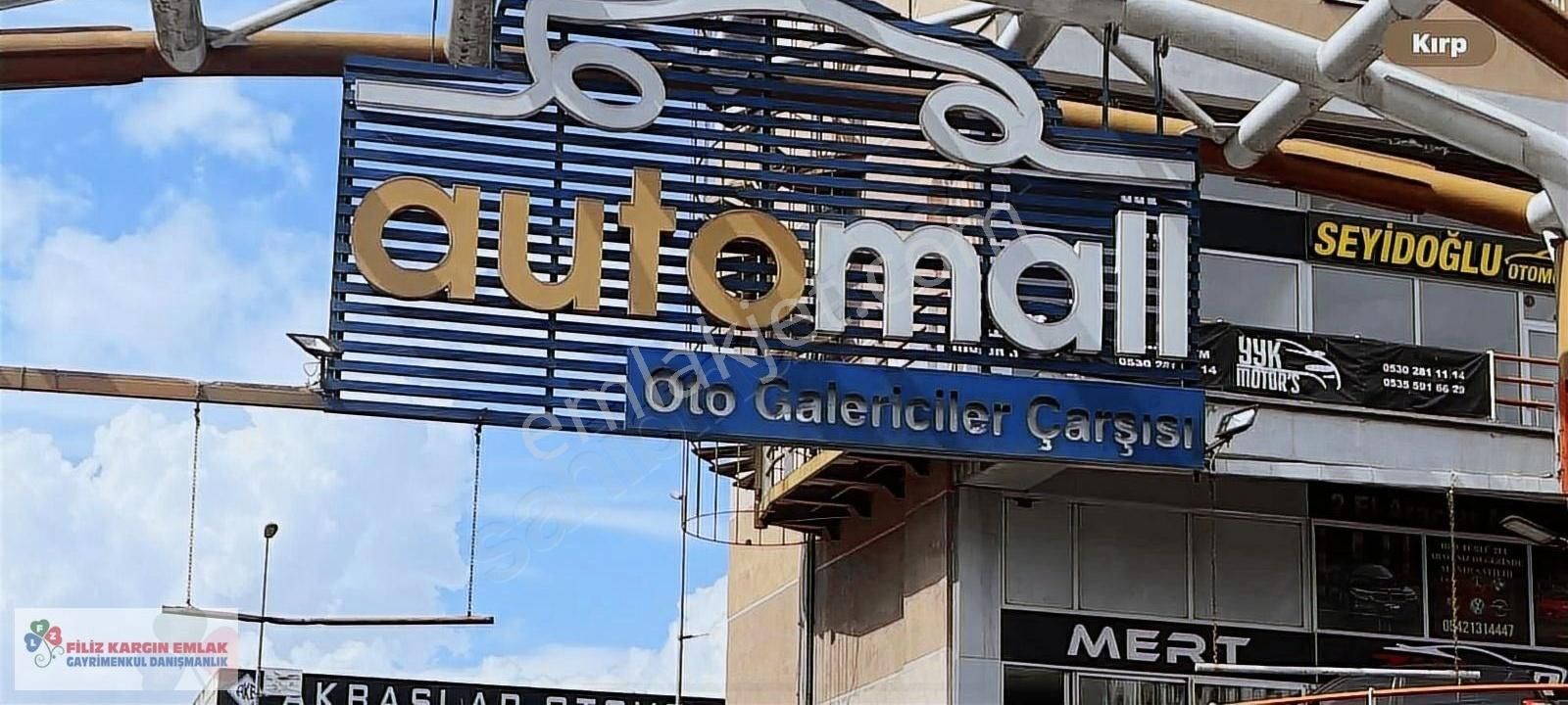 Bağcılar 100. Yıl Satılık Dükkan & Mağaza Bağcılar Automall Galericiler Sitesinde 220m2 Satlık Dükkan