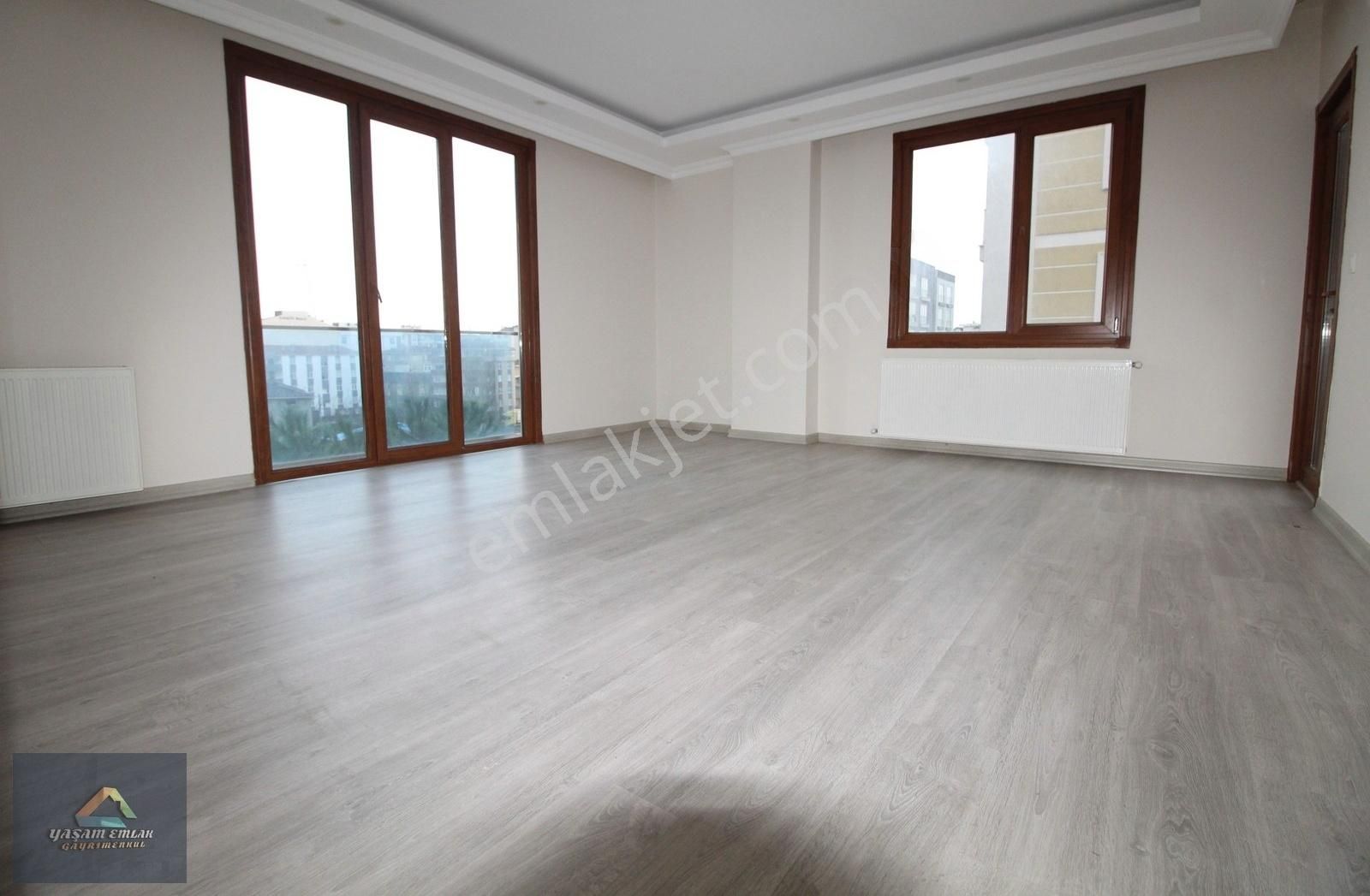 Pendik Kurtköy Kiralık Daire YAŞAM'DAN KURTKÖYDE MERKEZİ KONUMDA 80M² GENİŞ 2+1 KİRALIK DAİRE