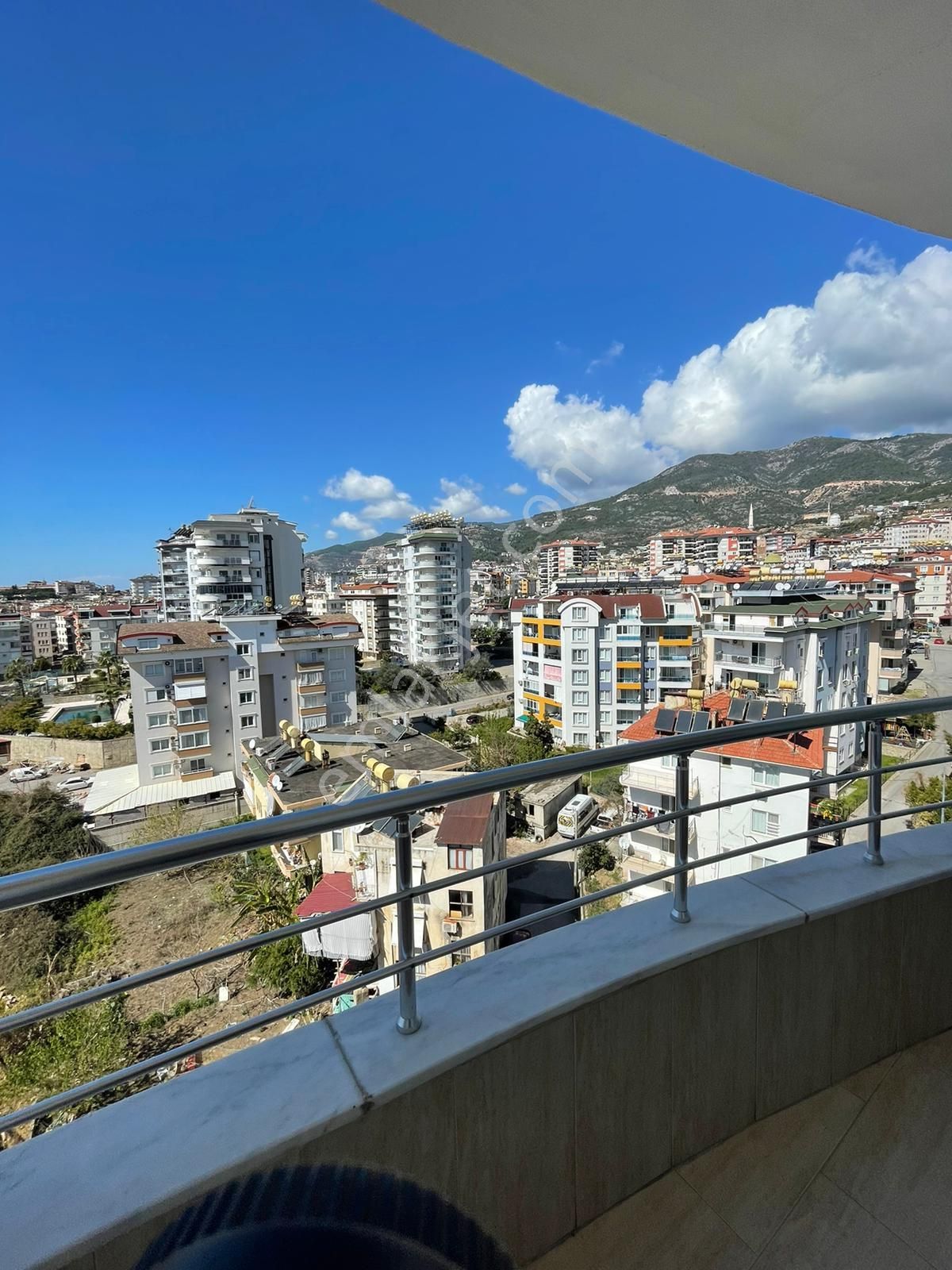 Alanya Media Markt Arkasında Kale Ve Deniz Manzaralı 2+1 Daire - Görsel 3