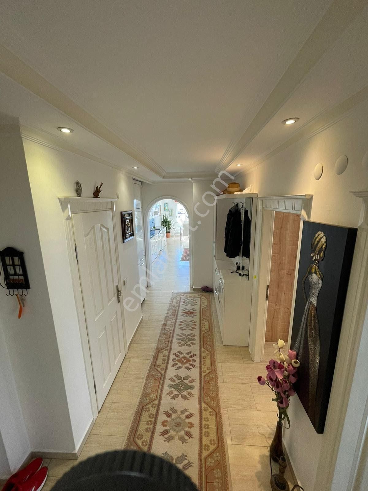 Alanya Media Markt Arkasında Kale Ve Deniz Manzaralı 2+1 Daire - Görsel 7