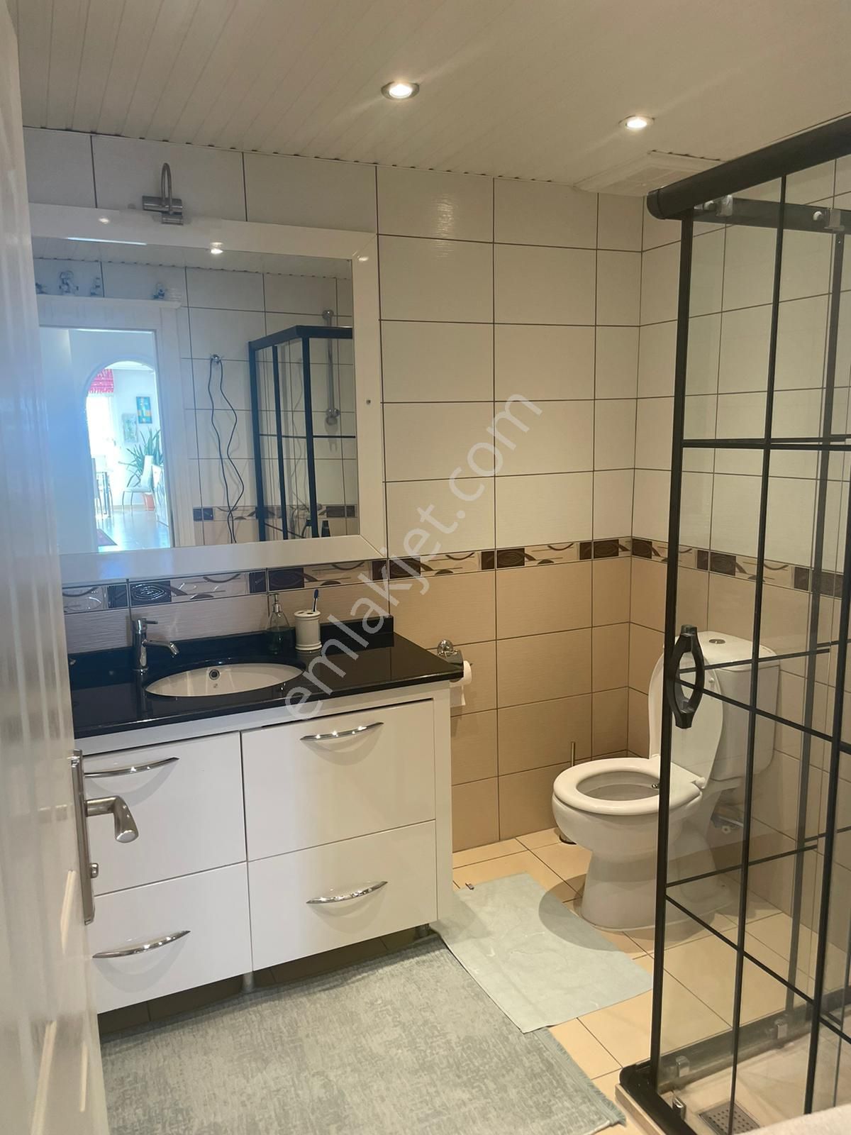 Alanya Media Markt Arkasında Kale Ve Deniz Manzaralı 2+1 Daire - Görsel 9