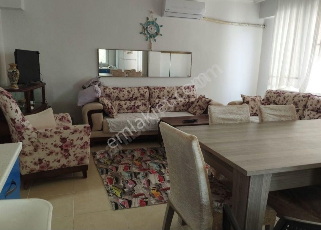 Burhaniye Pelitköy Kiralık Daire Demir Emlaktan Pelitköy'ün en güzel konumunda 3+1 daimi kiralık villa