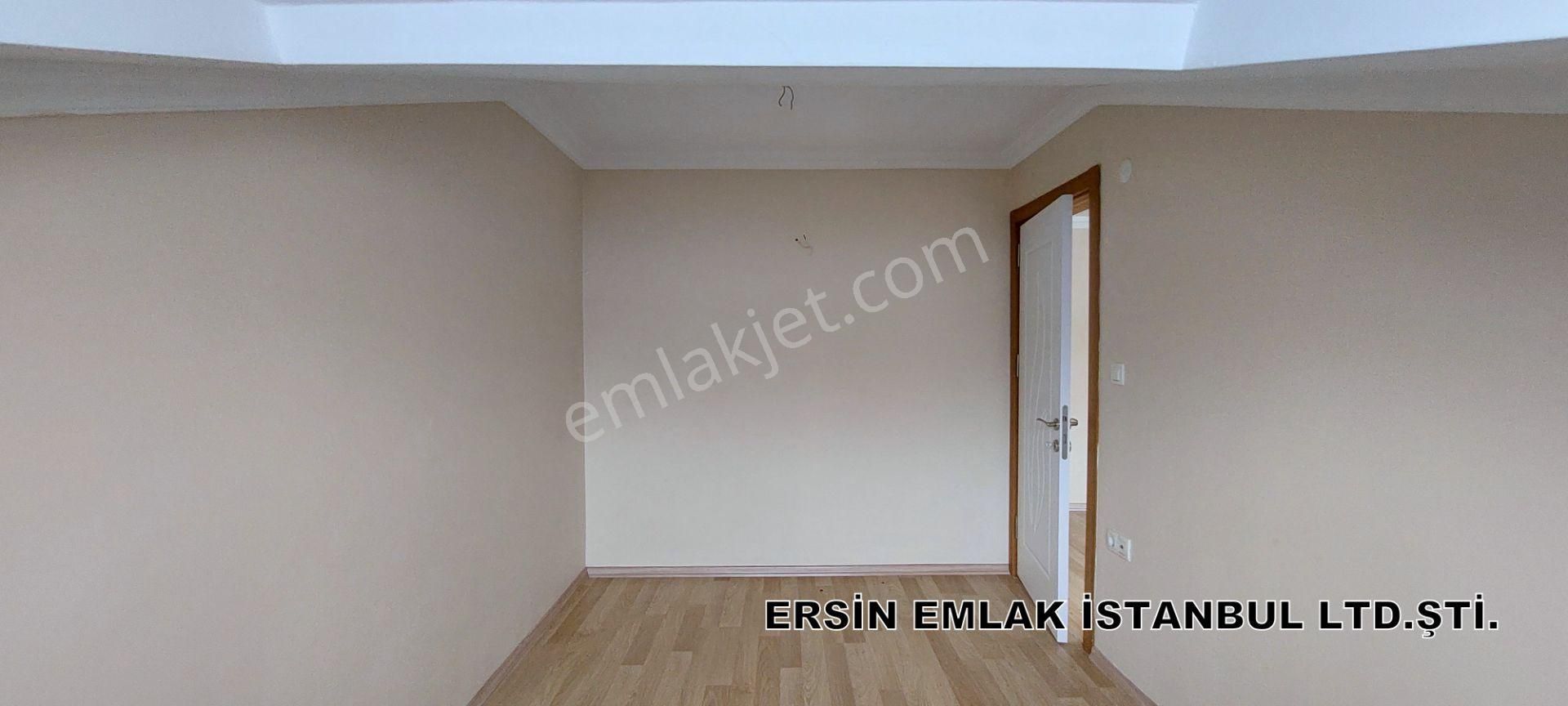 https://imaj.emlakjet.com/listing/15920158/E25418821200A0F7C8F9F81B22D2169115920158.jpg