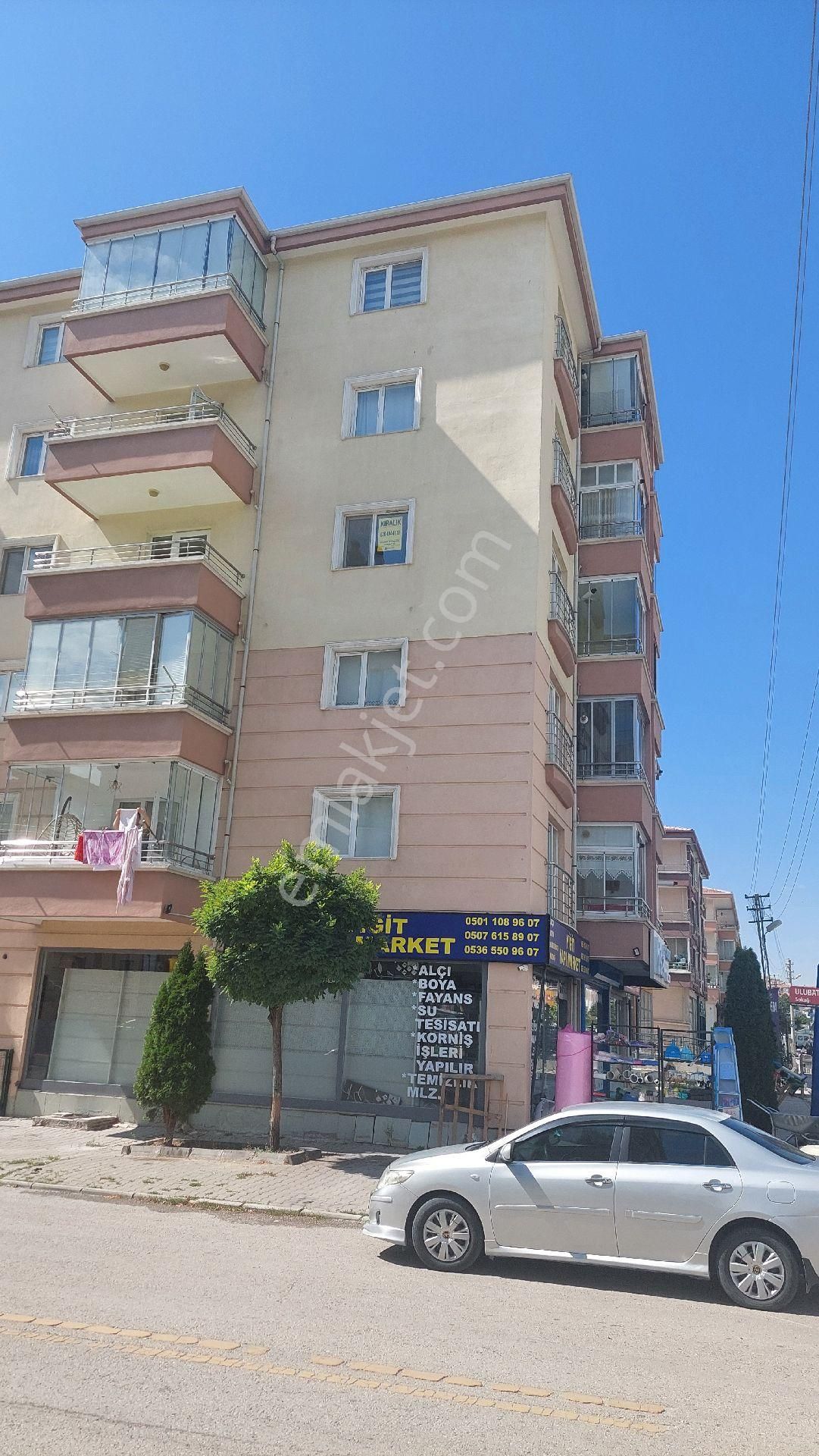 Pursaklar Saray Cumhuriyet Kiralık Daire  PURSAKLAR SARAY DA FEN LİSESİ YAKININDA 3+1 ASANSÖRLÜ  KATDA DAİRE