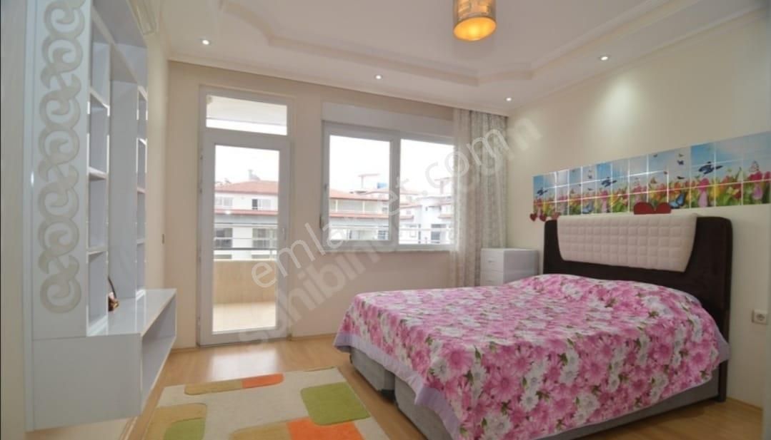 Alanya Media Markt Arkasında 120 M2 2+1 Daire - Görsel 5