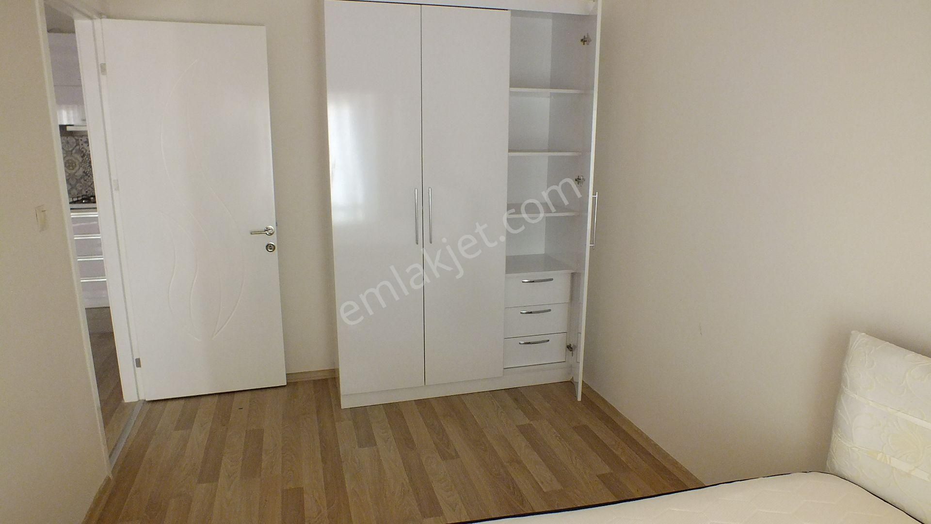 Cumhuriyet Mahallesinde Satılık Doğalgazlı 2+1 Daire - Görsel 8