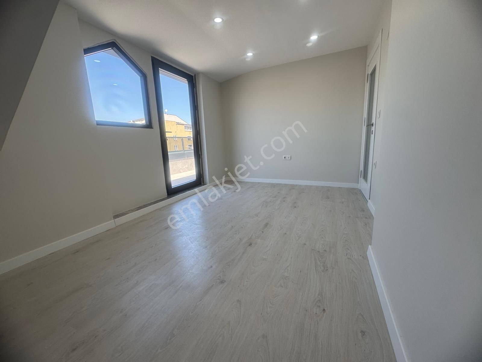 İstanbul House'dan Bakırköy'de 3+2 Sıfır Dubleks Daire - Görsel 18